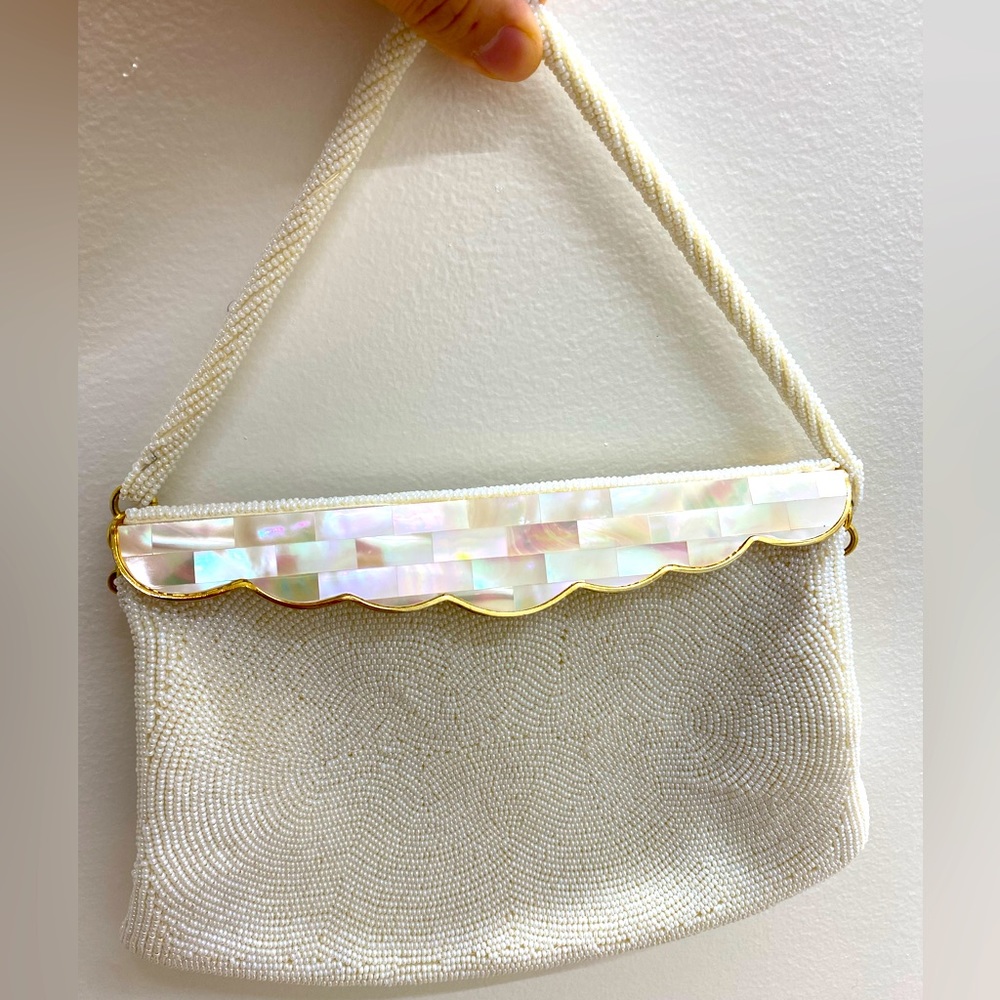 1950s Beaded White Small Evening Bag with Gold Scallop Mother of Pearl Frame